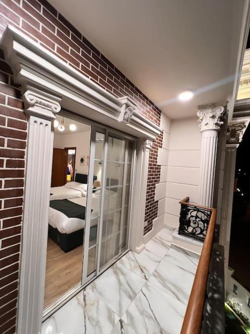 White Palace Served 32 Apartment Cairo